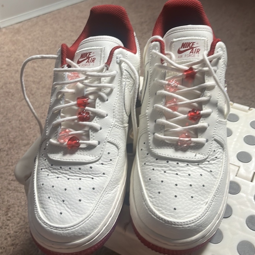 Only worn once, getting rid of them because they don’t fit me☹️☹️☹️